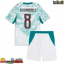 Camisa de Futebol Portugal Bruno Fernandes #8 Equipamento Secundário Infantil Mundo 2026 Manga Curta (+ Calças curtas)